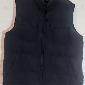 St. John's Bay Men's Dark Blue Puffer Vest